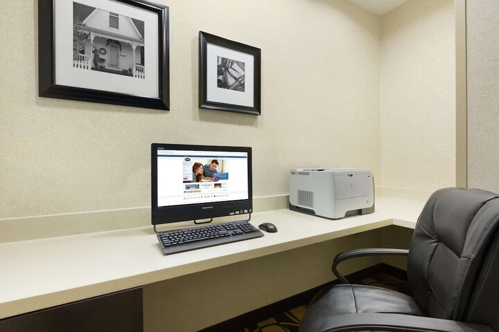 Business Center 23 of 23