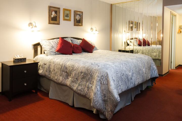 Room 15 of 80