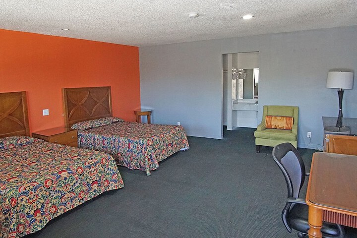 Room 42 of 47