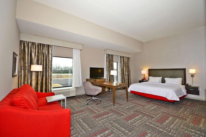 Room 10 of 22