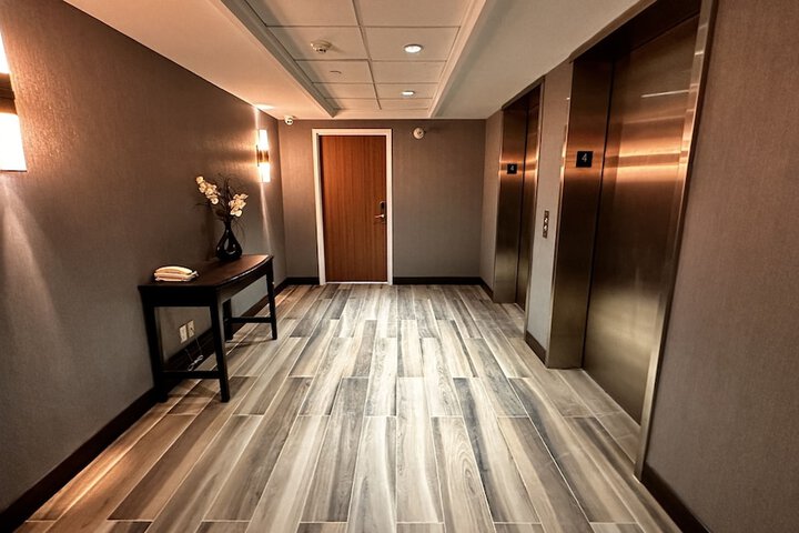 Hotel 3 of 58
