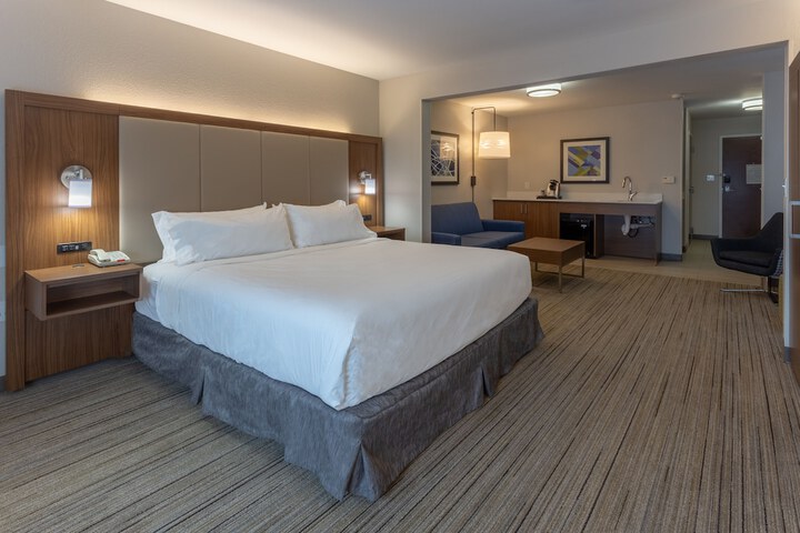 Holiday Inn Express Indianapolis - Southeast by IHG