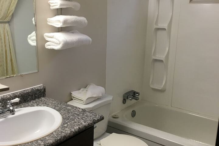 Room 51 of 101