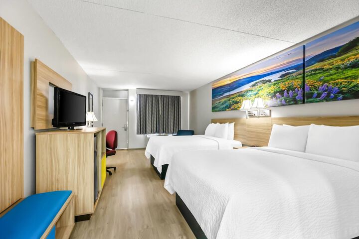 Days Inn by Wyndham Salina South
