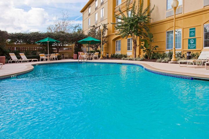 Pool 8 of 50