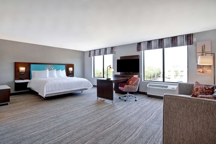 Room 17 of 43