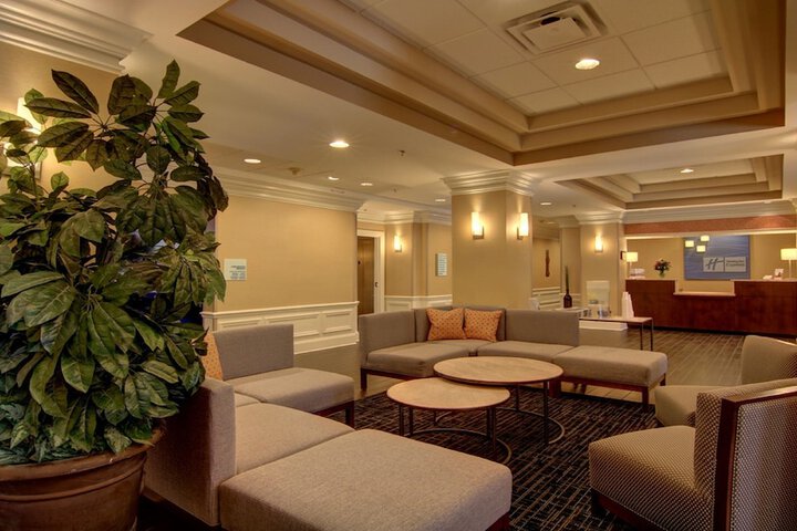 Hotel 4 of 53
