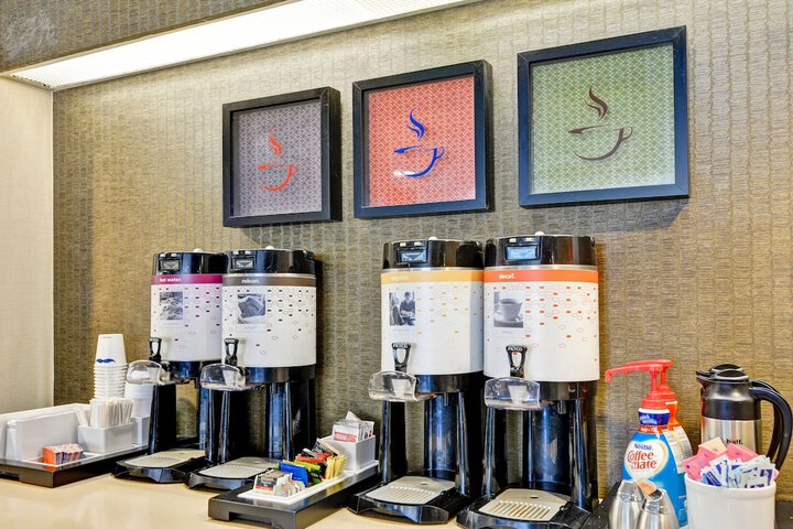 Breakfast/Coffee Service 56 of 70
