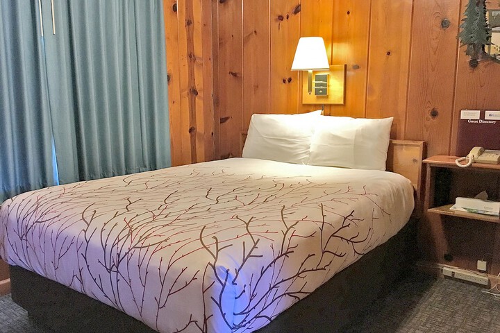 Room 54 of 183