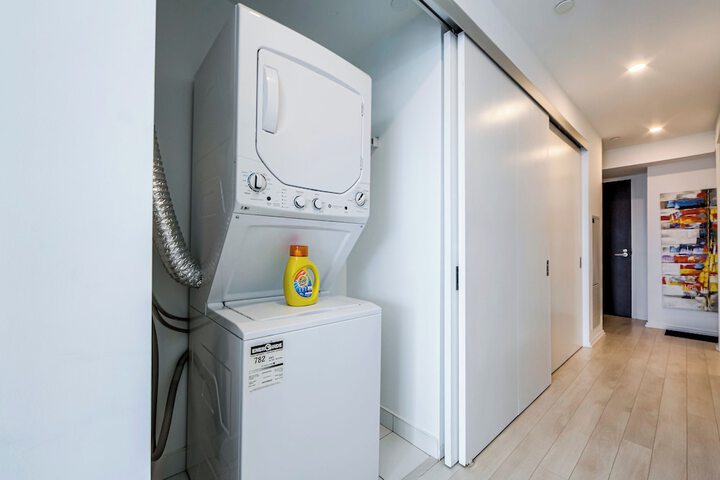 Room 52 of 138