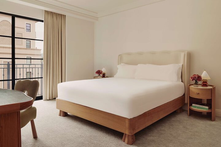 Room 44 of 97