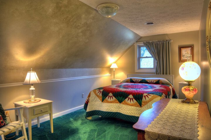 Los Gatos Bed & Breakfast