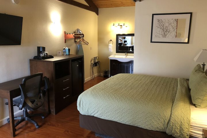 Room 22 of 54