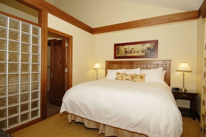Room 16 of 46