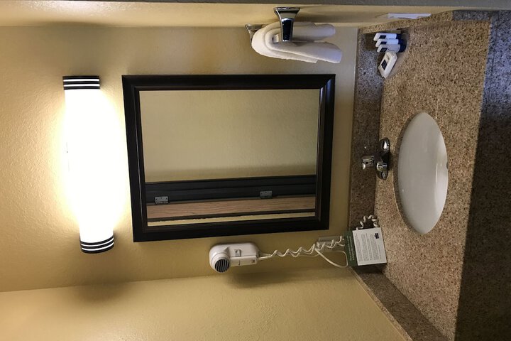 Room 31 of 81