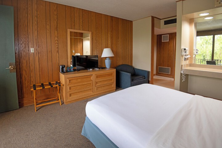 Buckhorn Lake State Resort Park