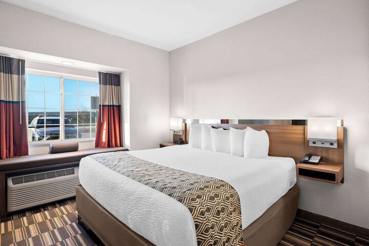 Microtel Inn & Suites by Wyndham Sweetwater