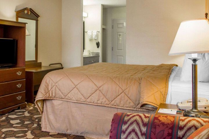 Quality Inn Broken Arrow - Tulsa