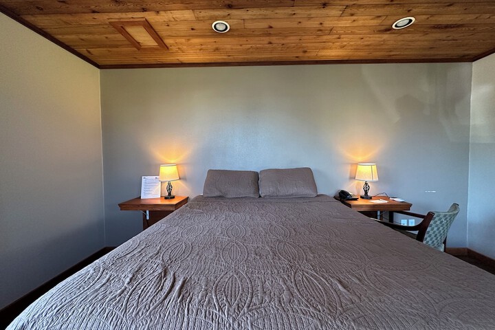 Timber Lodge Inn