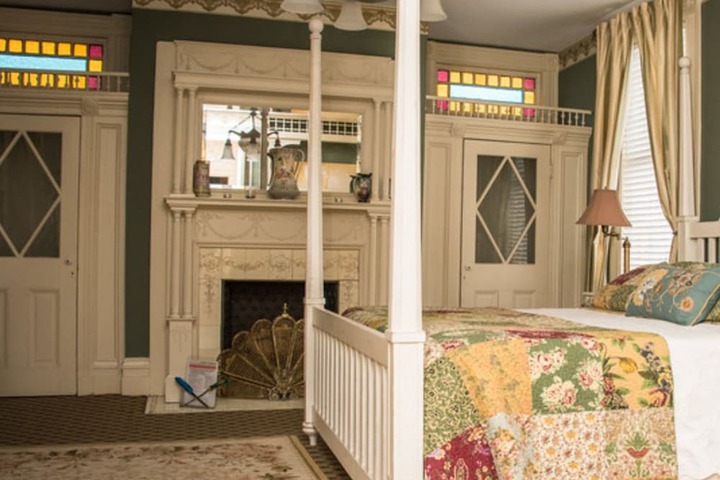Vandiver Inn