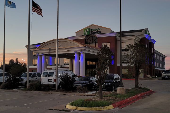 Hotel 6 of 50