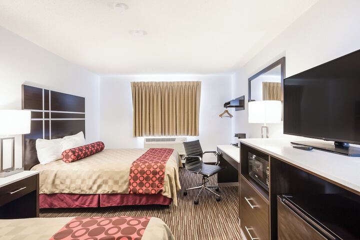 Americas Best Value Inn Charlotte MI