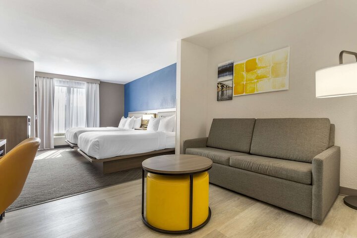 Room 20 of 51
