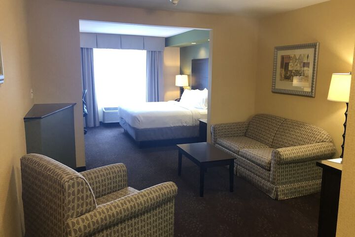 Room 36 of 63