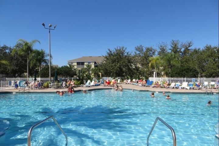Pool 4 of 39