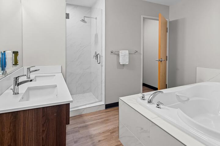 Park Inn by Radisson Kelowna