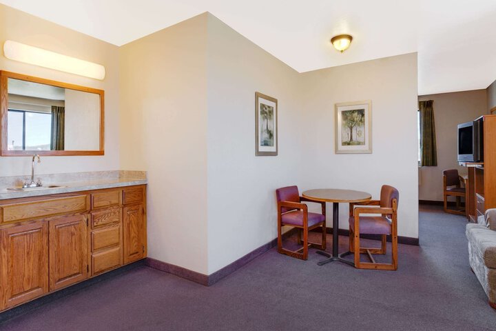 Room 29 of 31