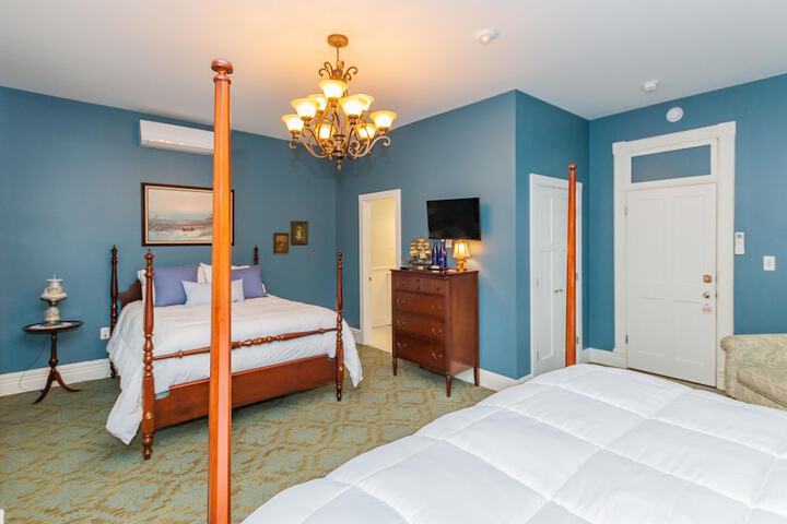 Room 43 of 93