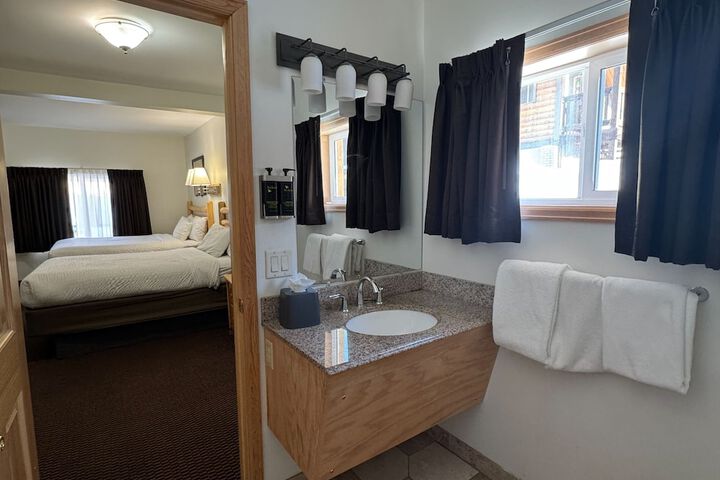 Room 20 of 46
