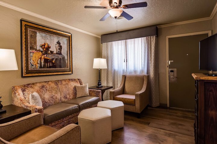 Room 8 of 29