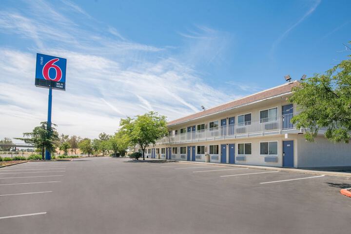 Motel 6 Williams CA