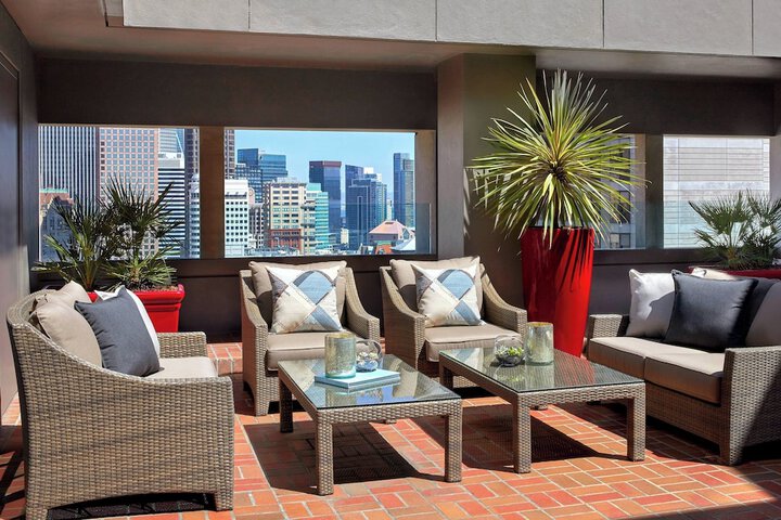 Terrace/Patio 50 of 51