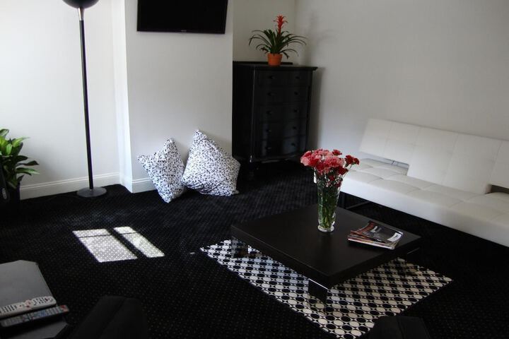 Room 20 of 37