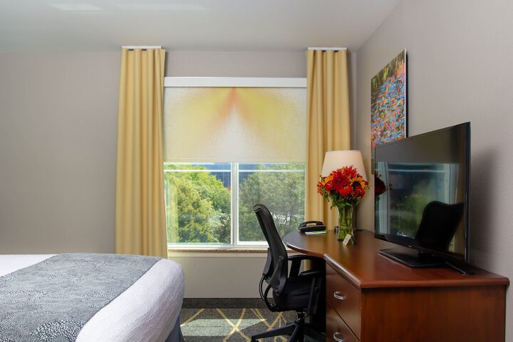 Room 56 of 79