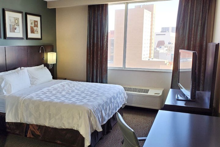 Holiday Inn Hotel & Suites Saskatoon Downtown by IHG