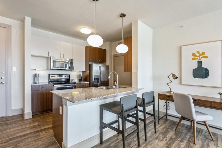 Landing Furnished Apartments - Midlothian