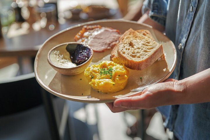 Breakfast/Coffee Service 12 of 17