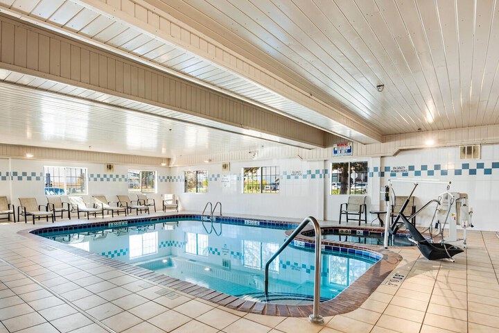 Pool 5 of 37