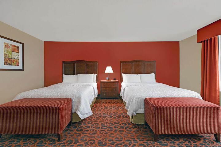 Room 32 of 53