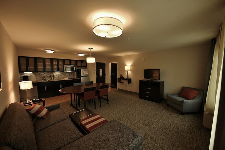 Staybridge Suites Liverpool Syracuse by IHG