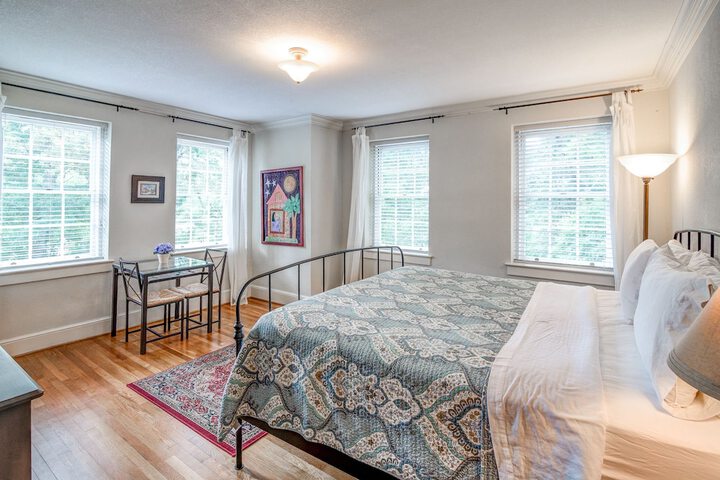 Room 12 of 50