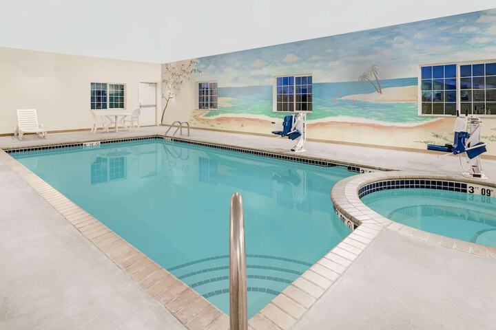 Pool 3 of 23