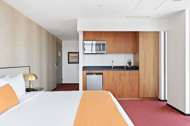 Room 45 of 61