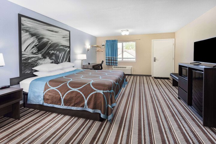 Room 30 of 45