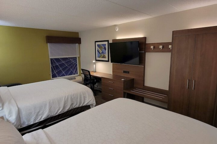 Holiday Inn Express Edgewood-Aberdeen-Bel Air by IHG