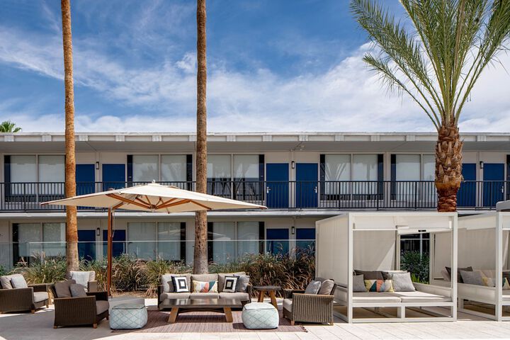 Sundeck 103 of 117